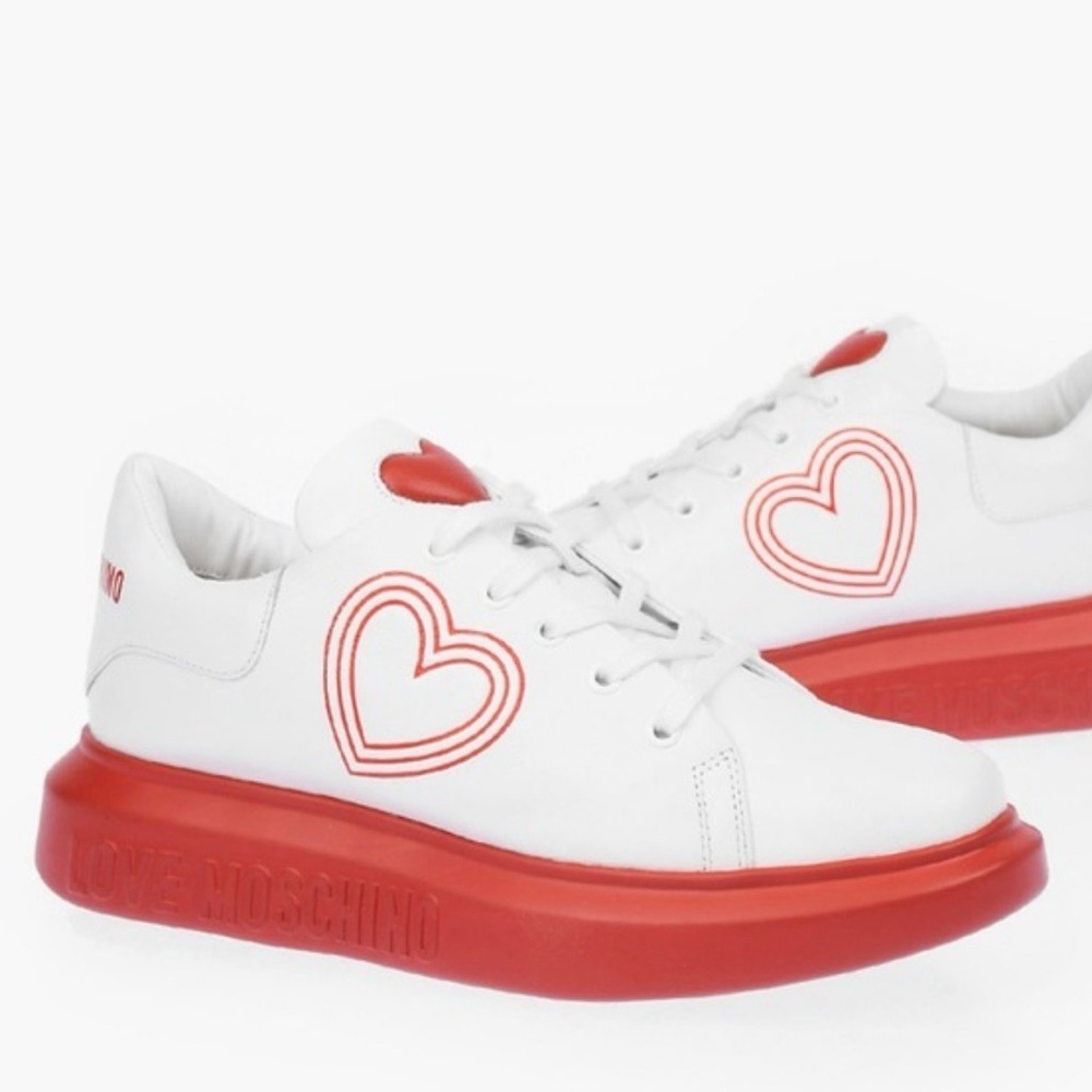 Love Moschino White Heart Logo Chunky Sneakers Size 38 Red Sole Size 7 7.5 low